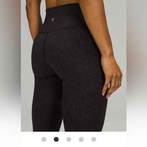 Lululemon Wunder Train High-Rise Tight 25” Black Size 6